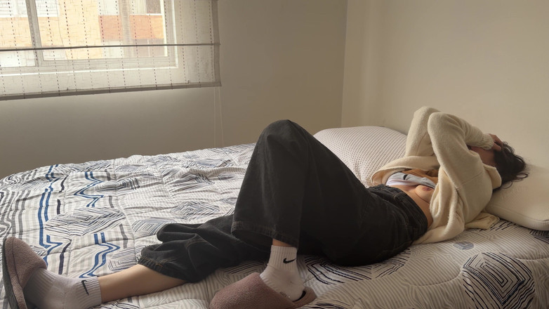 scarlettandc: Kami menggosok di atas satu sama lain