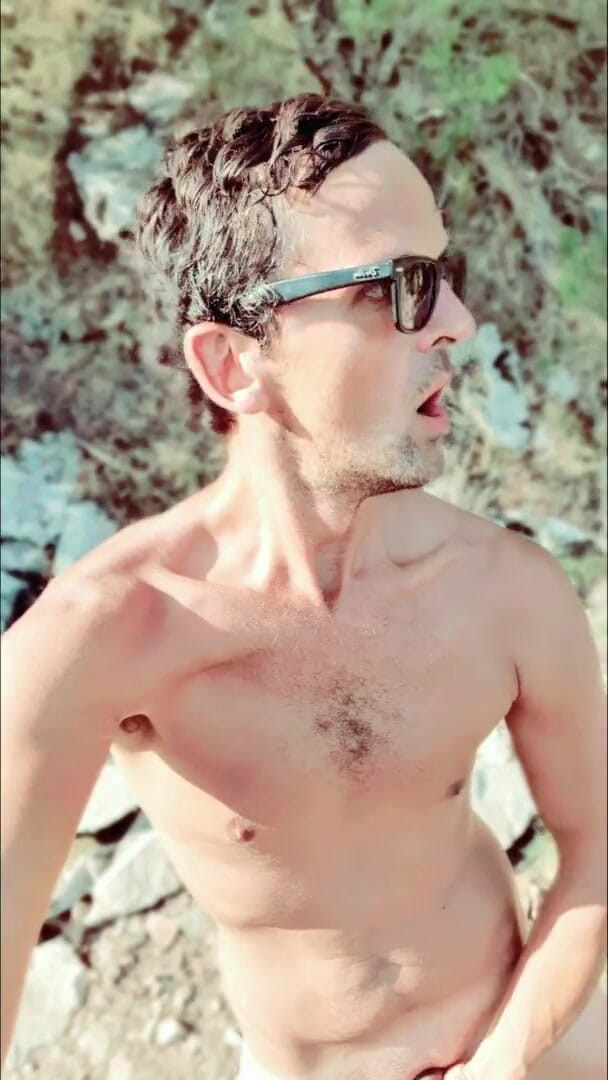 Slutboyben: Il ragazzo in cam4 sborrata in vacanza