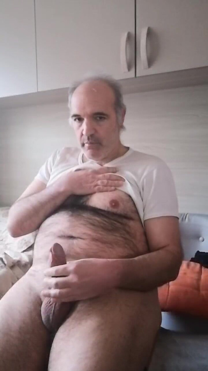 Setesesso7: Mijando duas vezes com uma punheta fresca no início da...