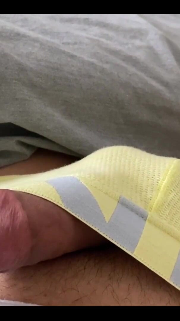 I Woke up and My Cock Was Hanging Out! How Did That Happen? (Under Xiao Qiang)
