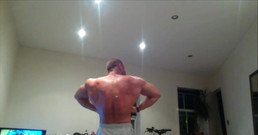 Jack stacked: Po tělocvičně uctívání zpoceného svalstva