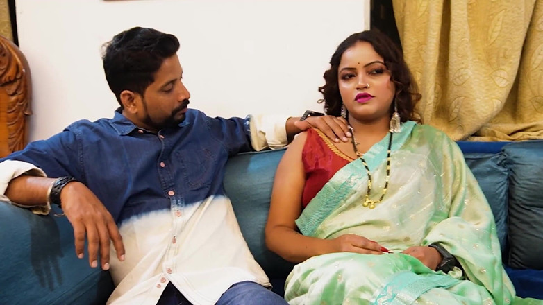 Queen star Desi: ek desi jora aur risort men unki pahli raat, haardakor...