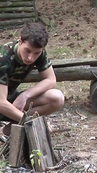 Exclusieve video zonder condoom: geile homo's in training hebben een wild trio