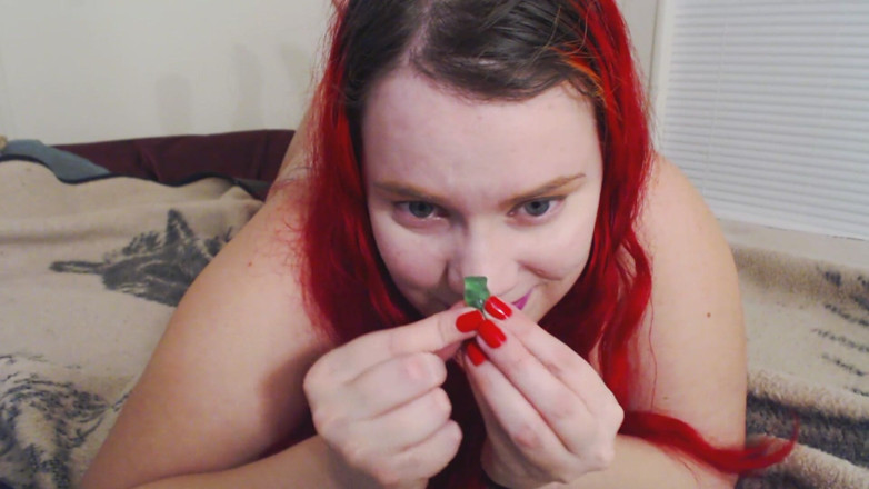 Scarlet Vixen: Comiendo osos de goma