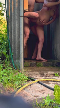 Sexe avec une inconnue enceinte