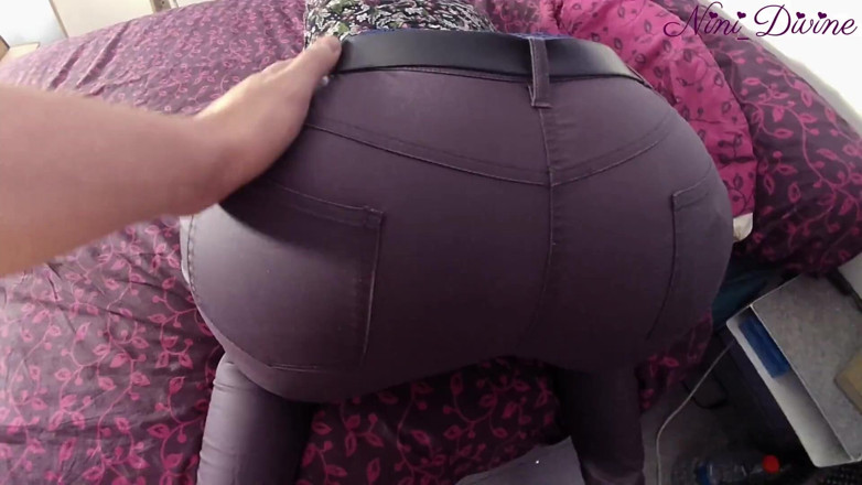 Nini Divine: Fut un fund frumos pe la spate devreme dimineața!