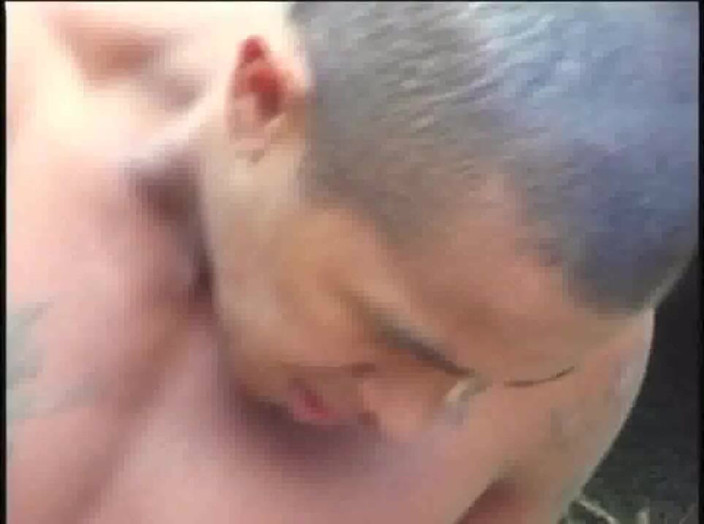 Discret Cruising sex: Young ebony twink fucked by his fried in exhib cruising