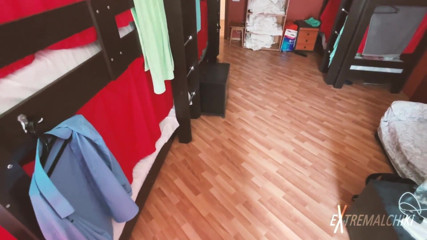 Extremalchiki: Hostel ranní twink kouření