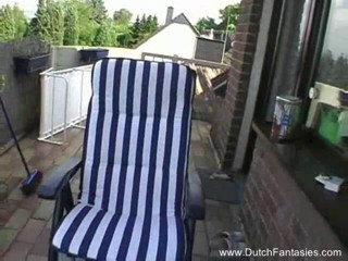 Dutch Fantasies: La bionda succhia e cavalca il grosso cazzo del suo...