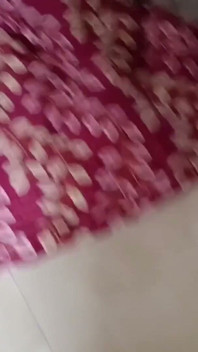 Horney bhabhi injoying sua colega de quarto em banho