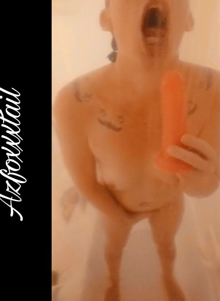 AzFoxxxTailPhelicia: Duș3-deepthroattraining_22-02-21