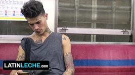 Latin leche - cewek nakal latino ini rela dientot sama dua kontol di luar ruangan