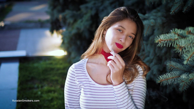 Russian Smokers: Sultry Russian Girl Smoking Cigarette by Waves
