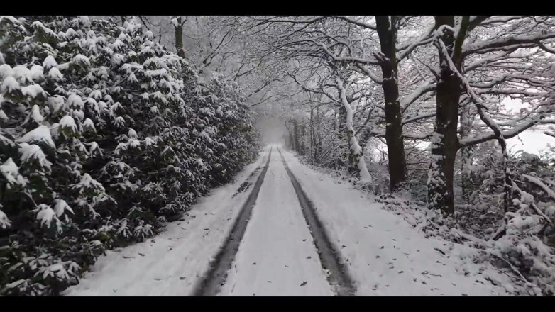 lipsyjull: Bruden med en stor röv mottagen