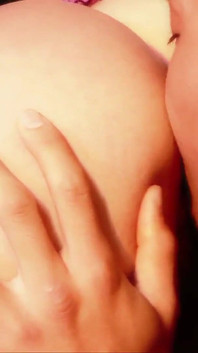 Gruppensex mit Kit Lee und Kat Lee Sind geil und haben ihre muschis geöffnet
