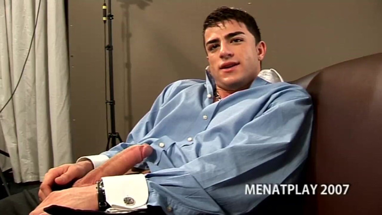MenAtPlay: การออดิชั่นของ Harry Louis