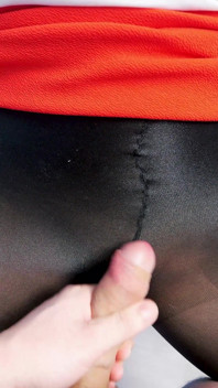 43 - Sexe torride avec une modèle au cul rond ! et une double éjac énorme sur une chatte en nylon ! *4k 60fps
