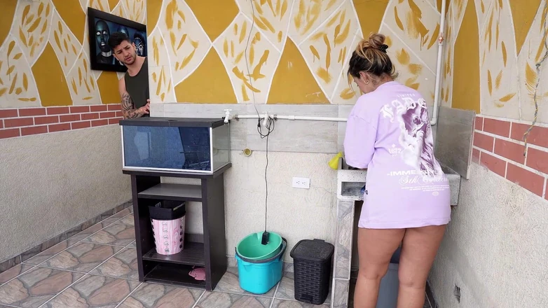 Juliana Rose: I Take Advantage of My Husband's Departure to Get His...