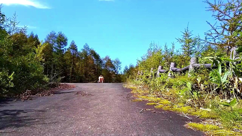 Pai-chan: Nuda pai-chan nel parco primaverile