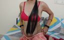 Saara Bhabhi: Hindi seksverhaal rollenspel - Indische Desi stiefmoeder heeft seks niet uitgesteld