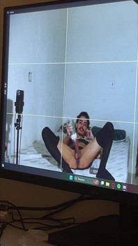 Còi báo động tình dục với Cumshot