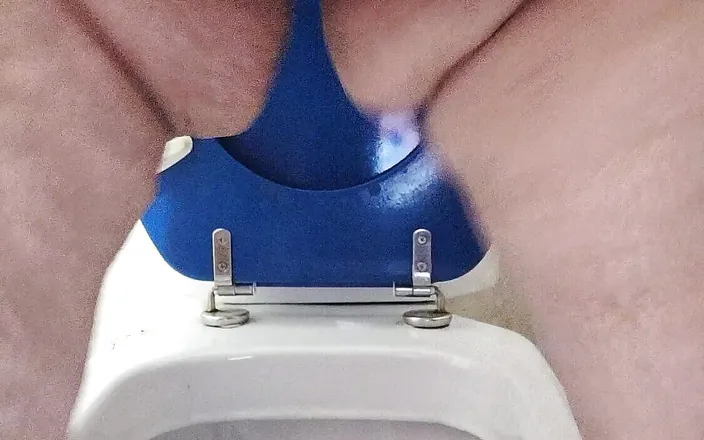 CoolMarina: Palmiragordi. Fat Mature and Pee Festival
