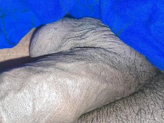 Tharukshi: Утренний вибратор
