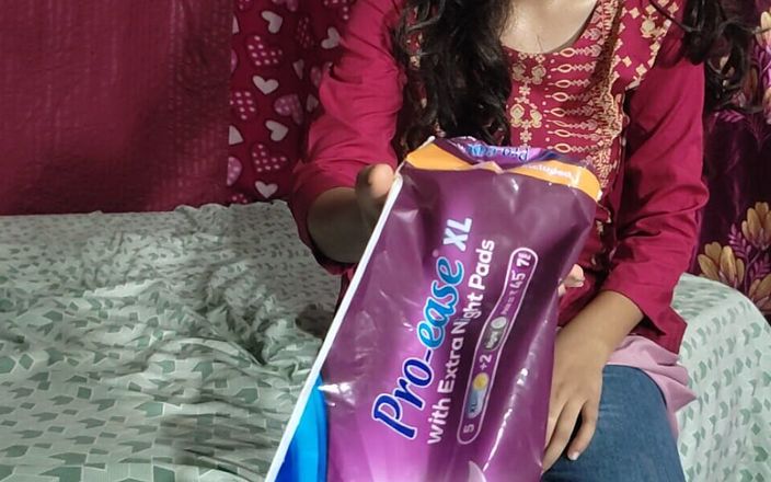 KavitaBhabhi: Kavita bestelde pads bij Vijay en kuste veel van haar