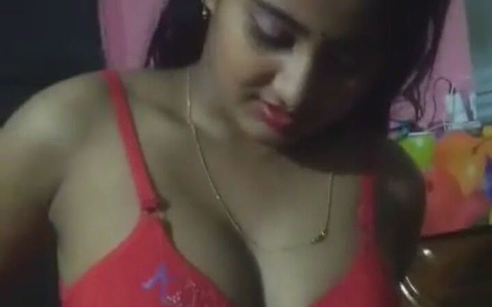 Indian roleplay: Sexe torride, une bite se fait sucer et baiser la...