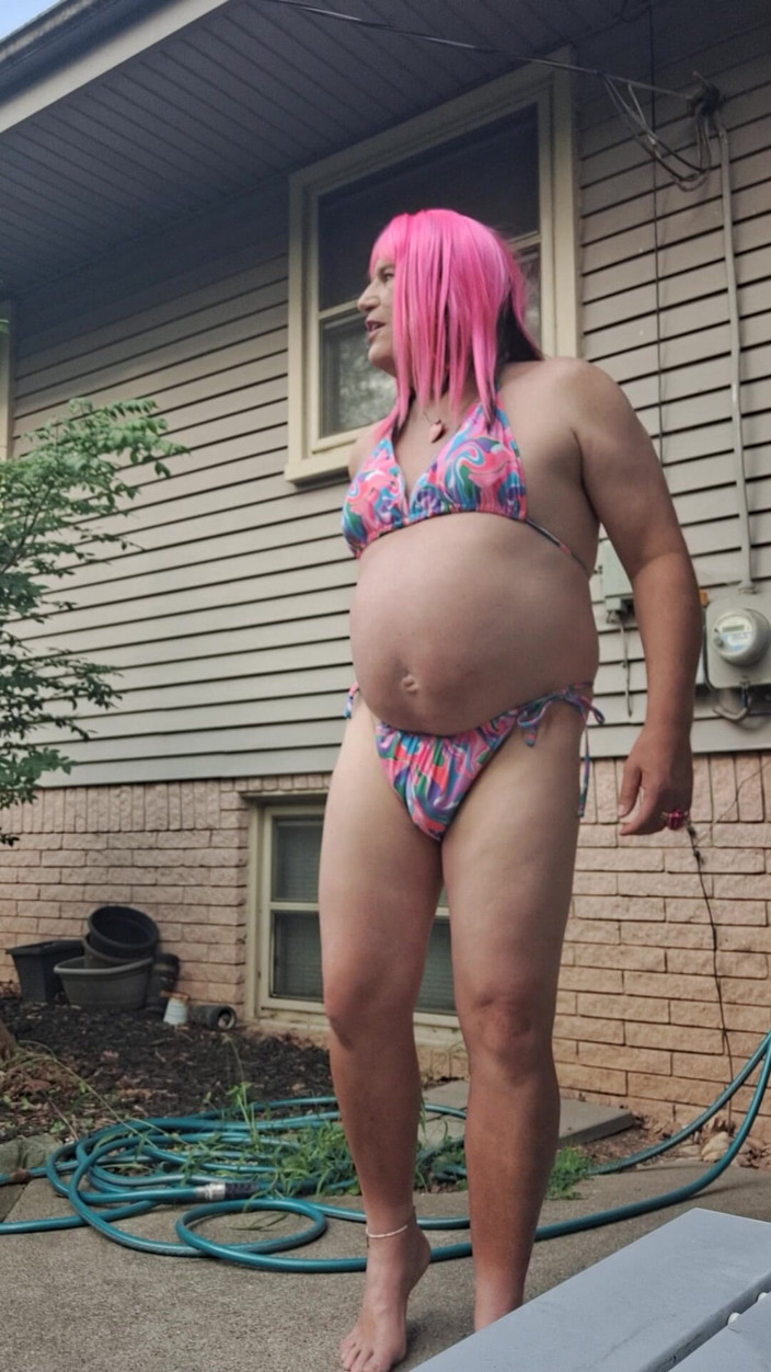 Victoria Lecherri: My New Pink Plug!