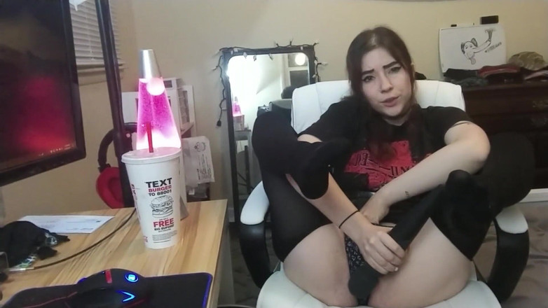 lilredvelvettt: नायलॉन चड्डी तेजस्वी और हस्तमैथुन