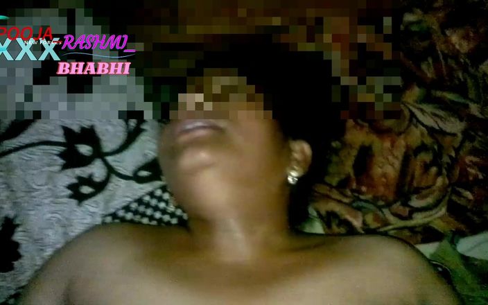 Pooja_Rashmi_Bhabhi: Rashmi Bhabhi полное настроение, Chudai