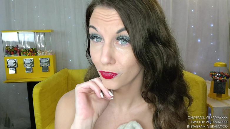 VieraMayXXX: Ты даешь лучшей подруге многократные камшоты на лицо