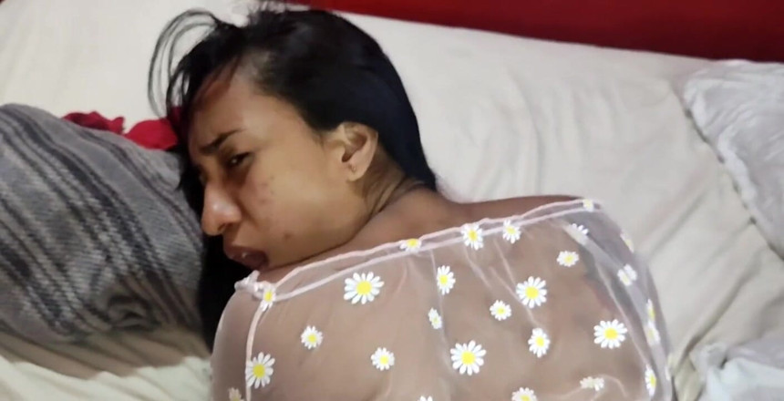 Leyne Rodriguez: Pepek saya hanya untuk ayah tiri awak