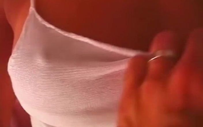 Homegrown Amateurs: Nikki a Tyler dělají sex ve čtyřech v hotelu