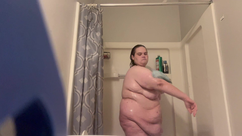 Fat Goddes: Safada gorda cadela toma banho