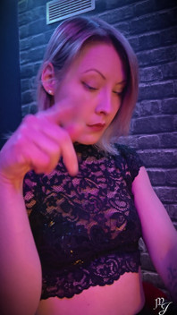 Foot Worship - Maitresse Julia