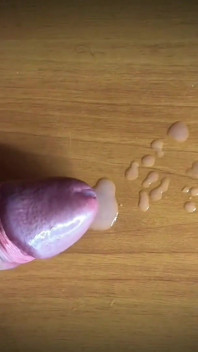 Kurwa Cums