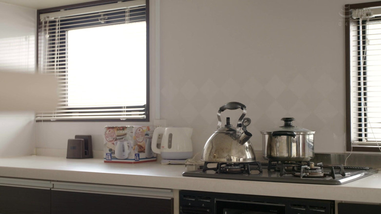 Eagle-Special: Hmmm... Která kundička se ti líbí líp? - Můj, nebo ten...