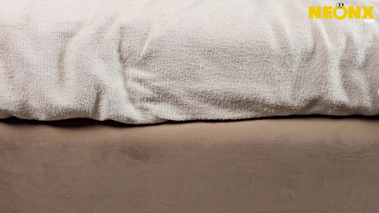 NeonxOTT: Desi Bhabhi Hardcore Seks z Devarem