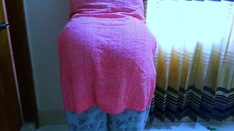 Aria Mia: Sexy pákistánská 18+ náctiletá vysokoškolačka chce šukat od nejlepšího přítele svého přítele