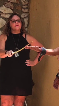 Dominatrix Mistress April - Taman Rose 2