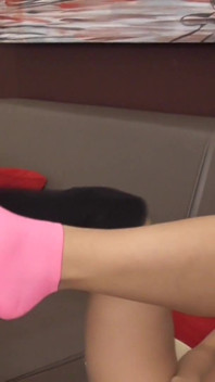 Aggressiv Sock Smelling