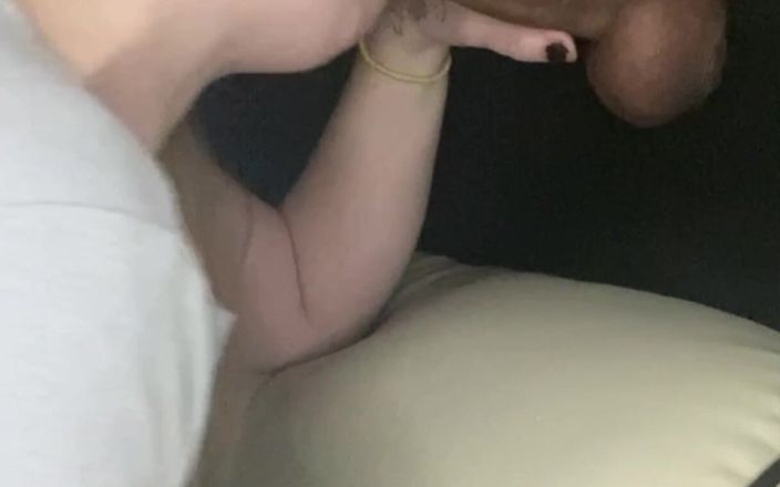 Sluttybritt: Sluttybritt s’occupe de la grosse bite noire de son papa