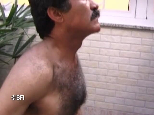 Experienced Men in Control: randi aur 65 saal ka land