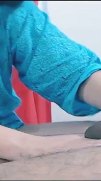 을 사랑하는 아마추어 아름다운 소녀