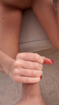 Mädchen mit perfekten titten
