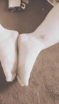 Fantasi Sandy Feet