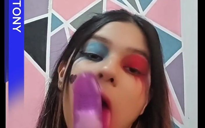 Yulieth Gomez: 리얼 사진 촬영 후 라틴계 여자 모델
