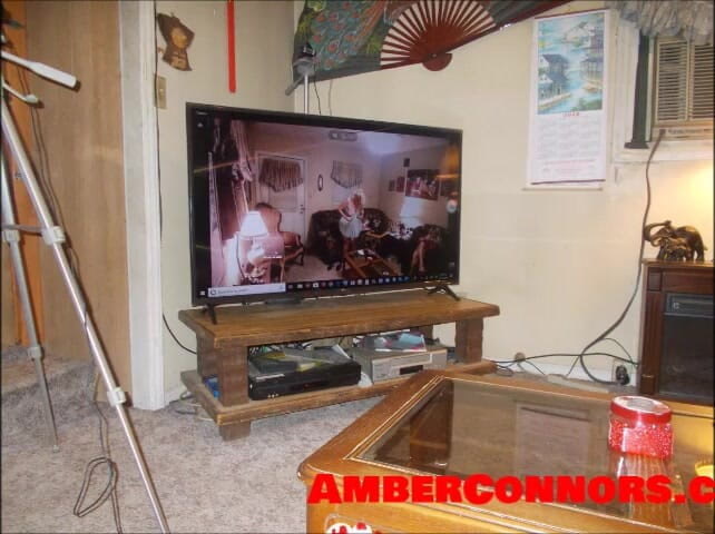 Amber Connors: Одягу